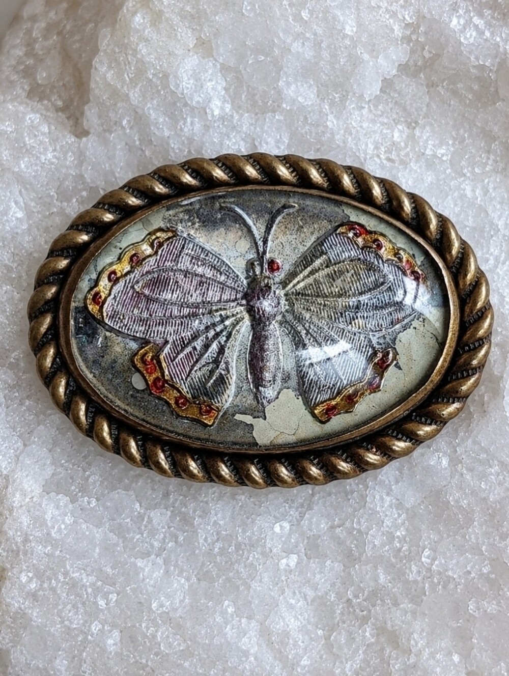 Essex Crystal Butterfly Reverse Painted Carved Intaglio Brass Vintage Brooch OLD